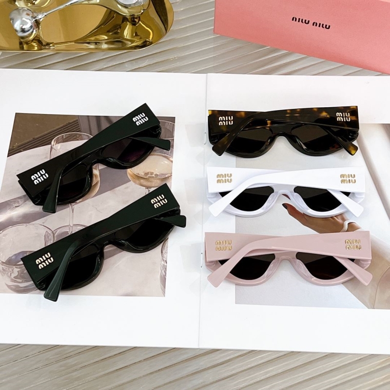 Miu miu Sunglasses